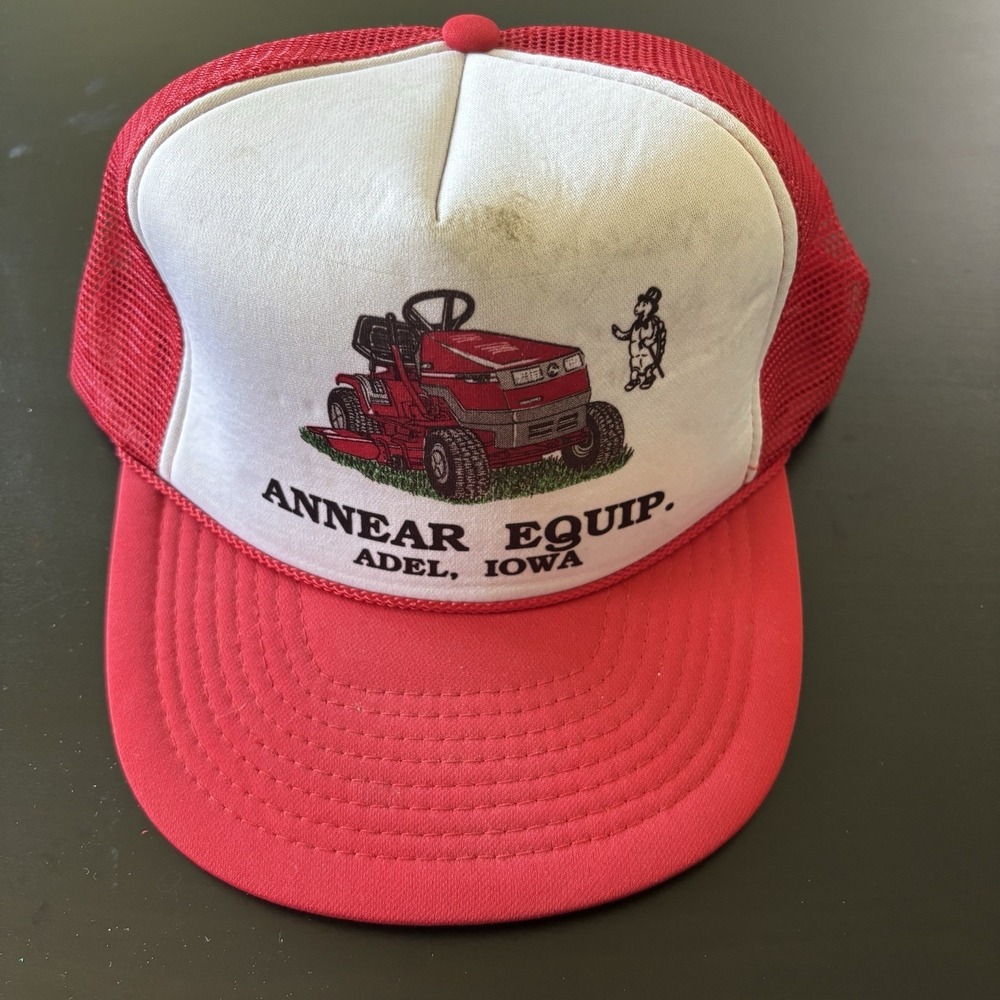 Vintage Annear Equipment Adel Iowa‎ Mesh Trucker SnapBack Hat OSFM Mohr's Red